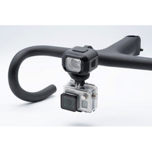 Load image into Gallery viewer, Moon Titan Max 1700 lm LED Front Bike Light With Remote