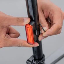Load image into Gallery viewer, Ravemen TR30 Brake-Detection USB Rechargeable LED Rear Light 30 Lumen