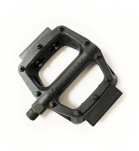 dmr v6 plastic pedals DMR V6 Plastic Flat Platform Mountain Bike Pedals with Reflectors from HighonBikes – High on Bikes