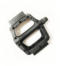 Load image into Gallery viewer, DMR V6 - Plastic Flat Pedals + Reflectors