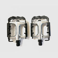 Load image into Gallery viewer, VP Components VP-196 Alloy Sealed Pedals