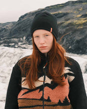 Load image into Gallery viewer, Sealskinz Winterton Water Repellent Microfleece Beanie | High on Bikes