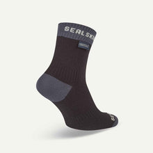 Load image into Gallery viewer, SealSkinz Wretham Waterproof Warm Weather Ankle Length Socks V2
