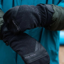 Load image into Gallery viewer, SealSkinz Extreme Cold Weather Insulated Finger-Mittens with Fusion Control
