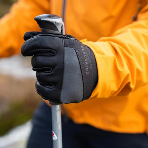 SealSkinz Extreme Cold Weather Insulated Gauntlet Gloves with Fusion Control