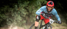 Load image into Gallery viewer, Bluegrass Skinny D30 Knee Pads