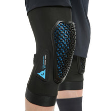 Load image into Gallery viewer, Dainese Trail Skins AIR Knee Guards