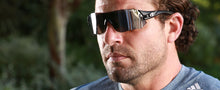 Load image into Gallery viewer, Tifosi Tsali - Interchangeable Lens Sunglasses