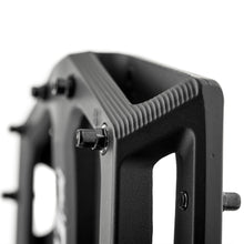 Load image into Gallery viewer, DMR Vault MAG - Flat Pedals